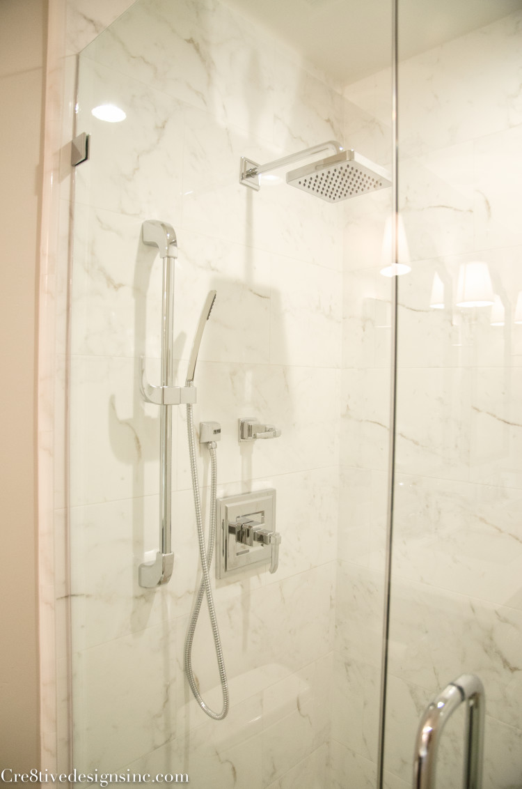 Frameless shower door